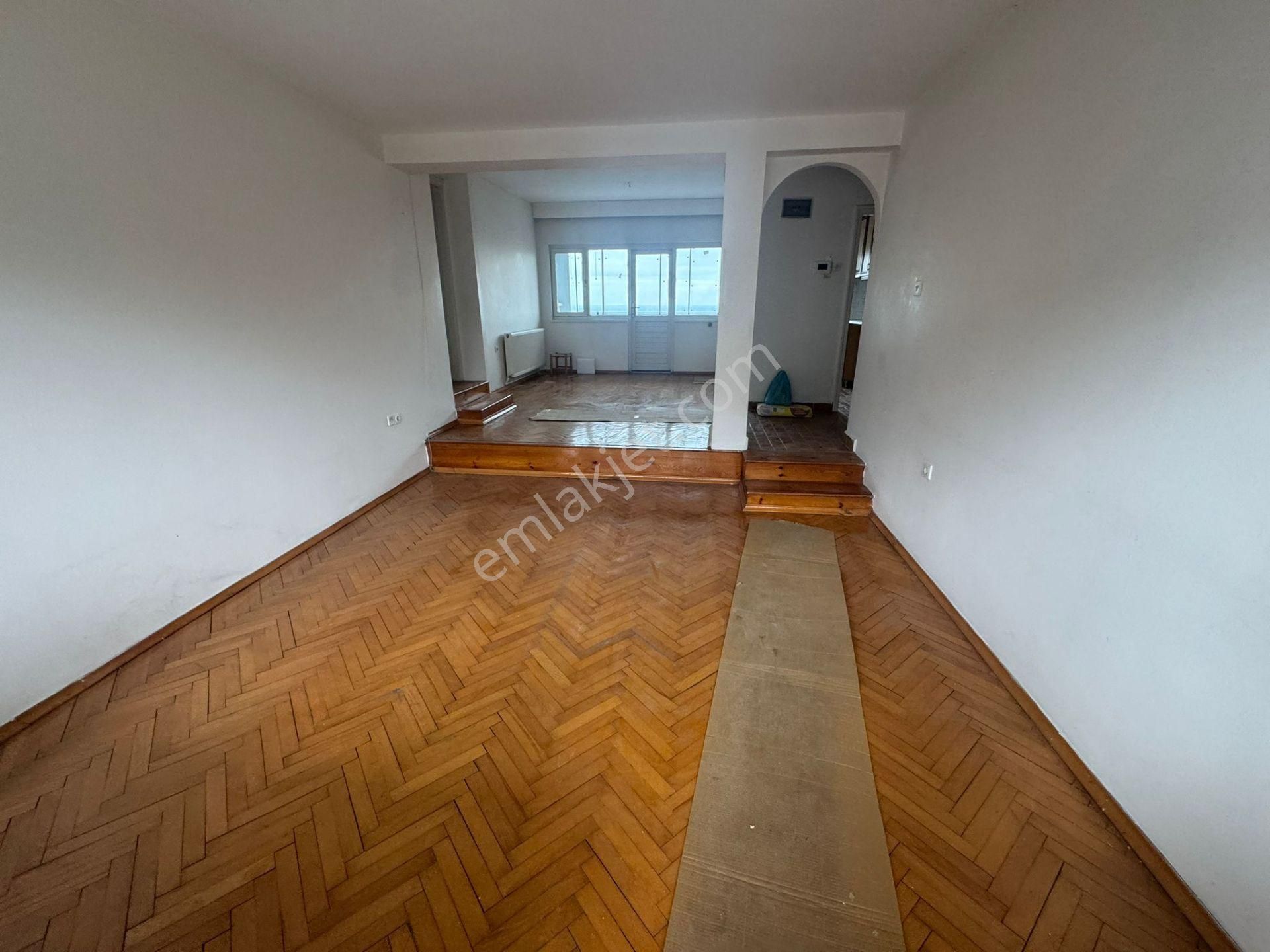 Trabzon'da Kiralık 3+1 Daire - Görsel 14