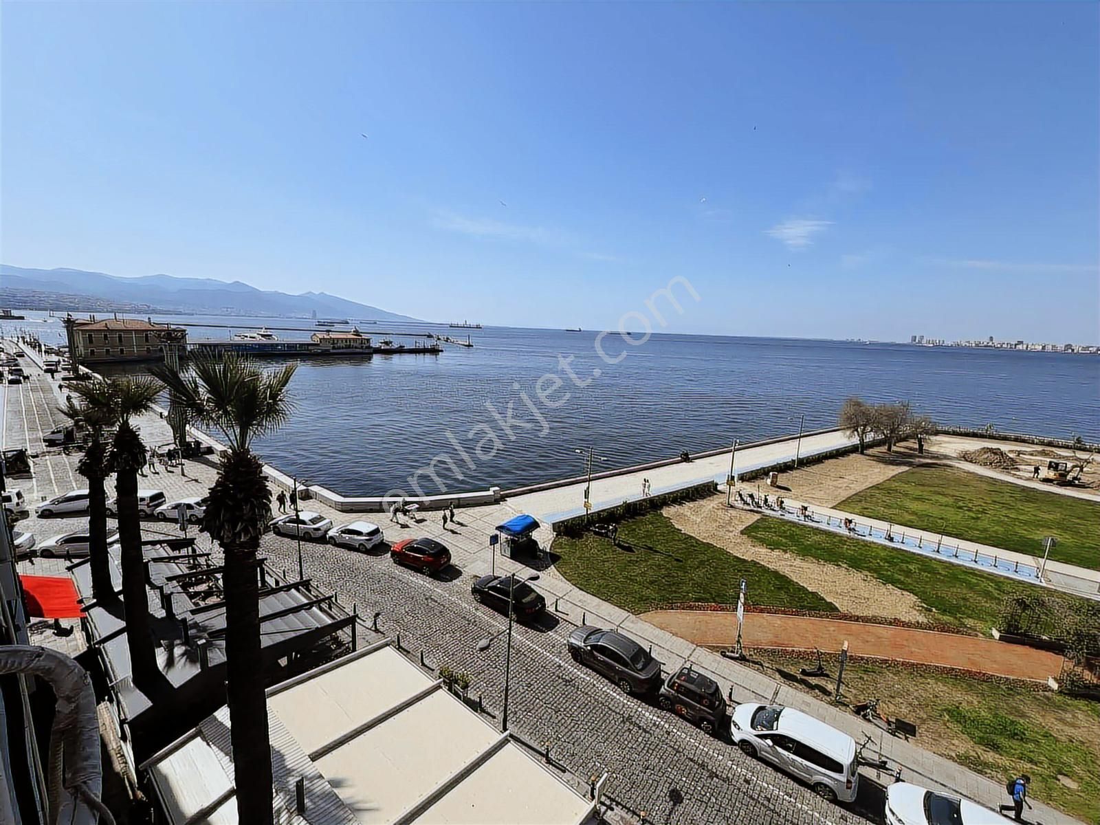 1.kordonda Deniz Manzaralı 4+1 Konut & Ofis Kullanıma Uygundur