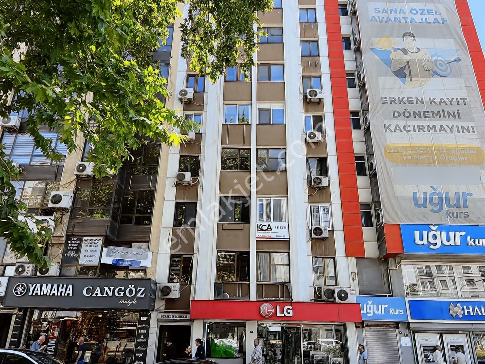 Gazi Bulvarında Gürsel İşhanında Şehrin Merkezinde Kiralık Ofis - Görsel 4