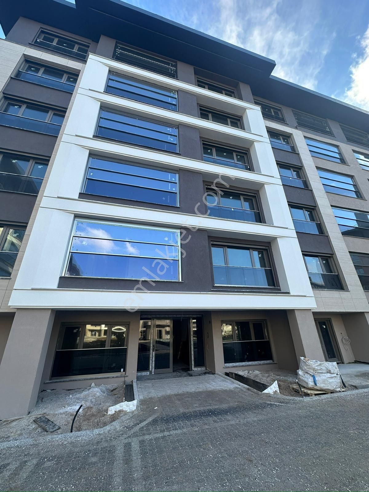 Komüt Evleri 5+1 / 220m2(brüt) [ödemesiz] Satılık Lüks Daire