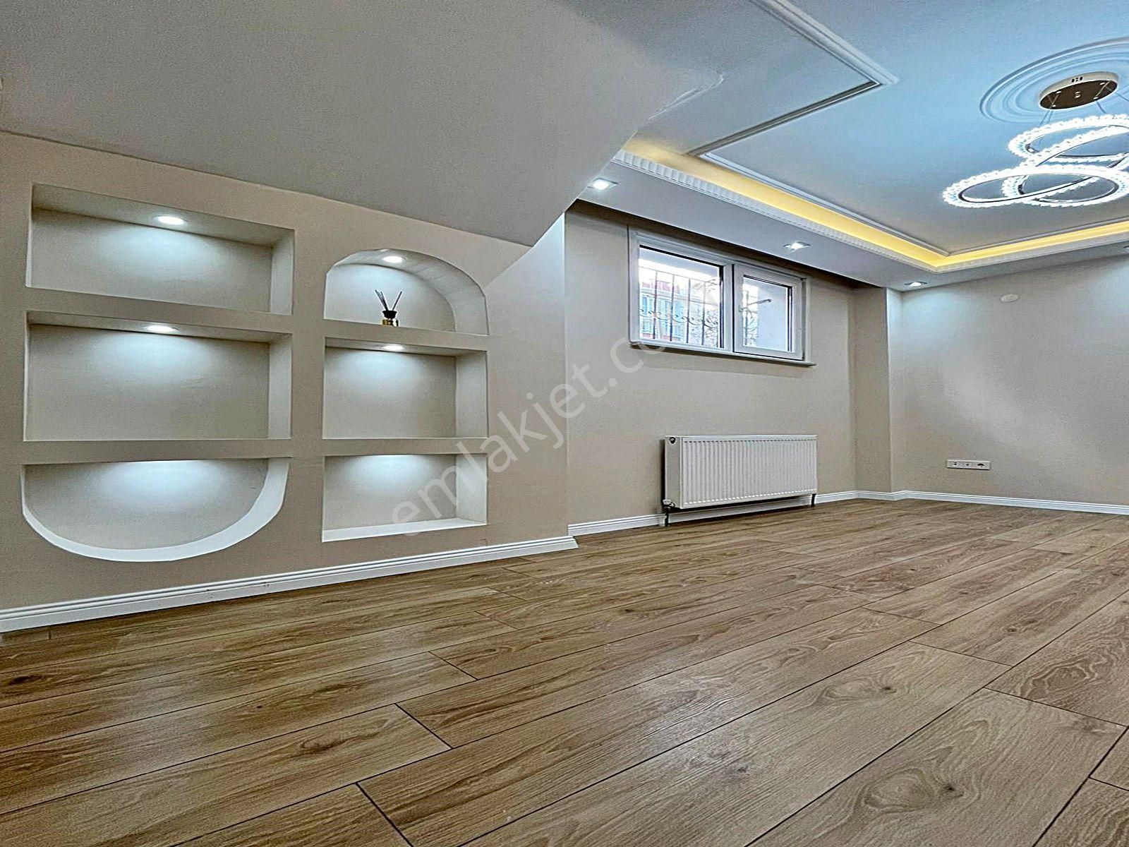 Esenyurt Örnek Mahallesinde Bahçeli 2+1 Full Dekorlu Satılık Daire !!! - Görsel 2