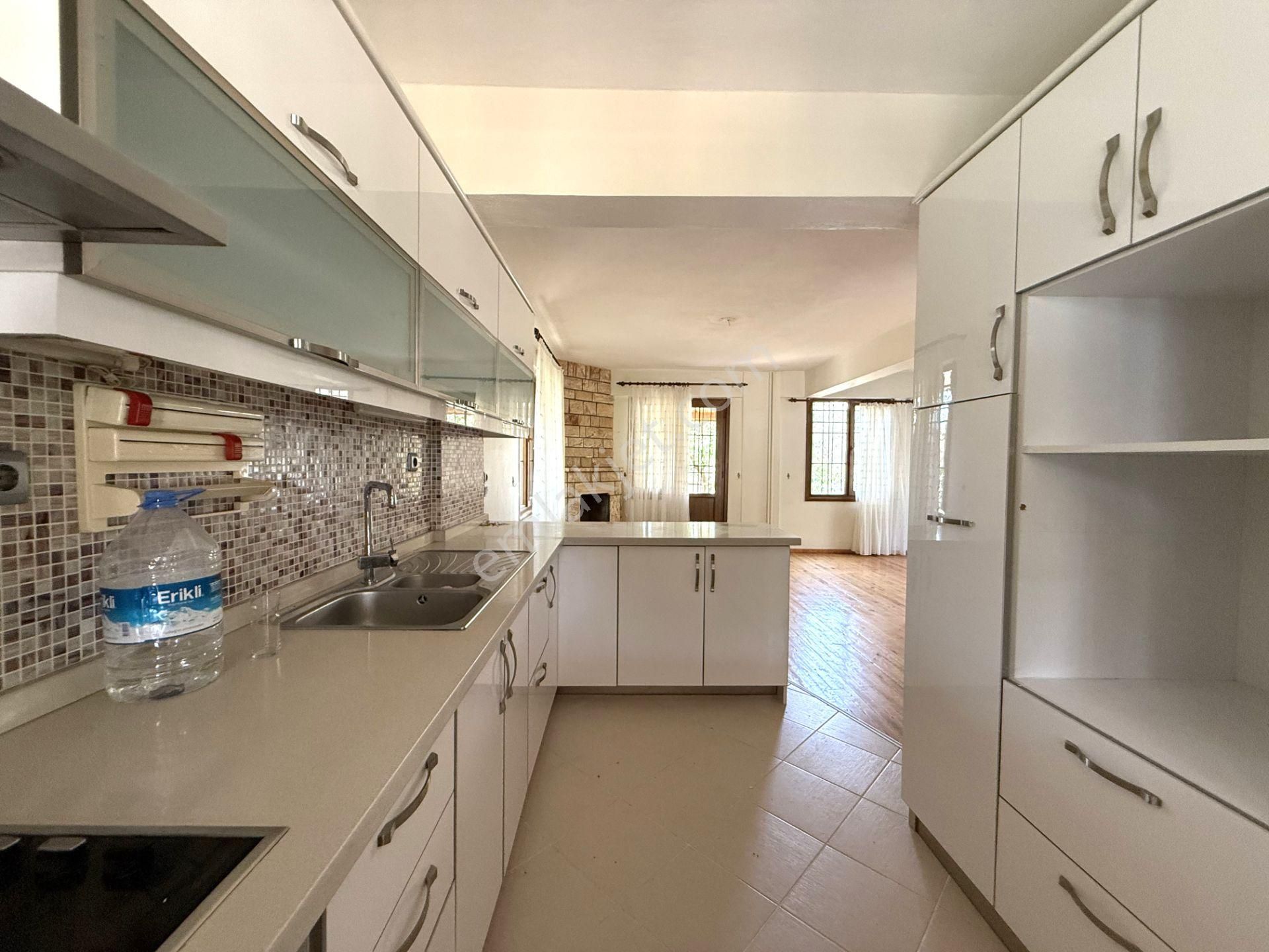 🔴 Yetkili Güç'ten Altınoluk'ta Denize 200m 400 M2 Arsa İçinde Satılık 3+1 Müstakil - Görsel 33