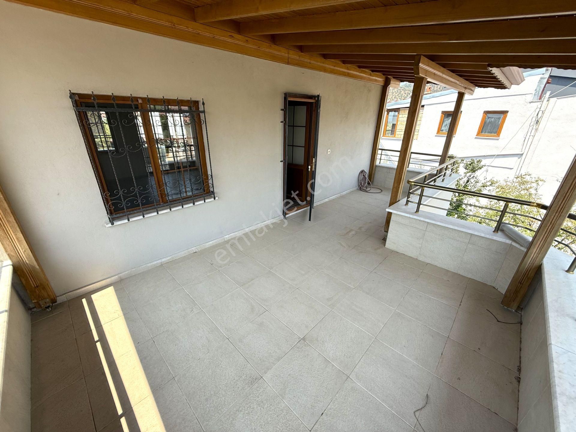 🔴 Yetkili Güç'ten Altınoluk'ta Denize 200m 400 M2 Arsa İçinde Satılık 3+1 Müstakil - Görsel 21