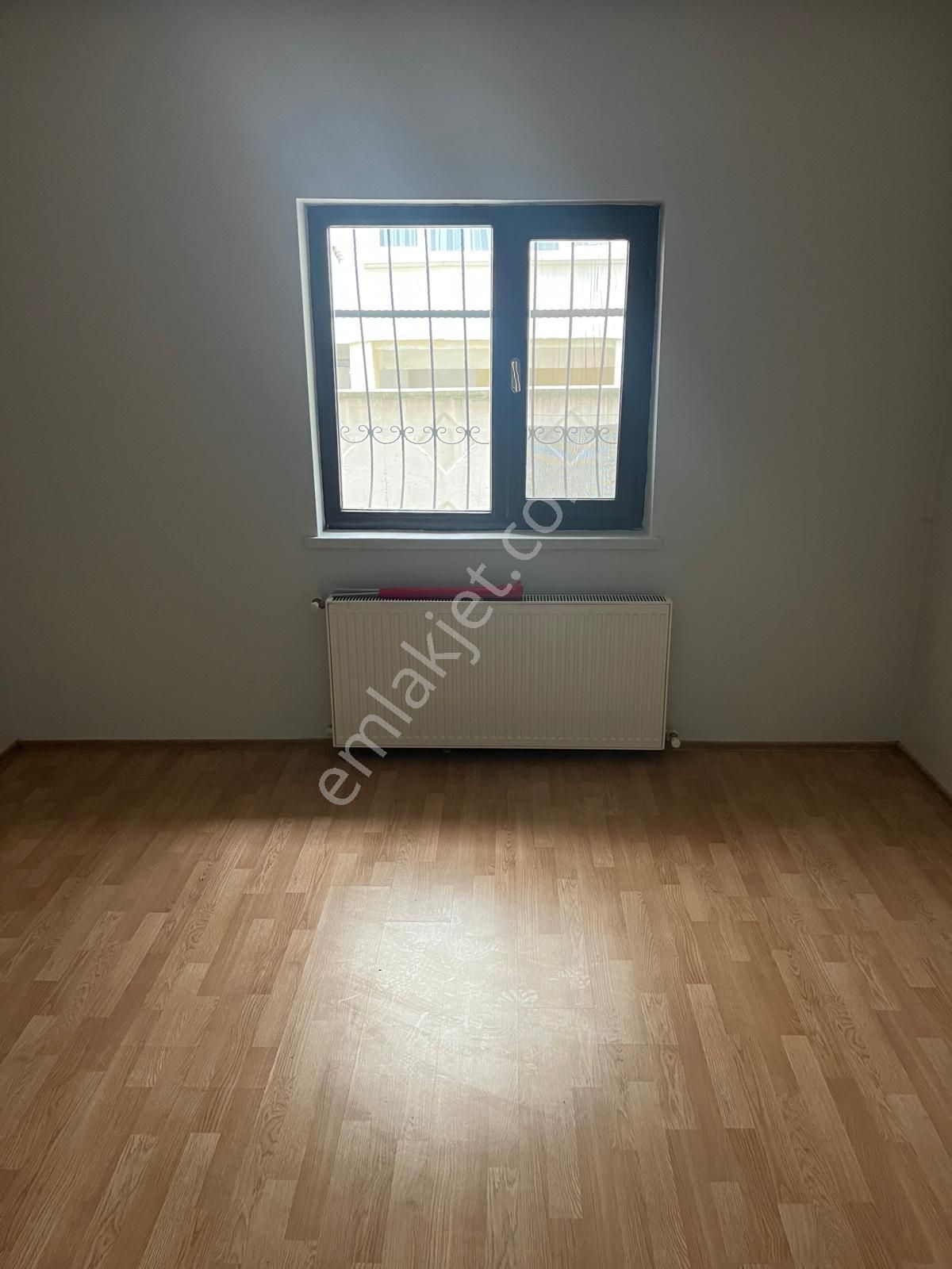 Süvari Mahallesinde Kot 1 De Satılık Aileye Uygun 2+1 Daire