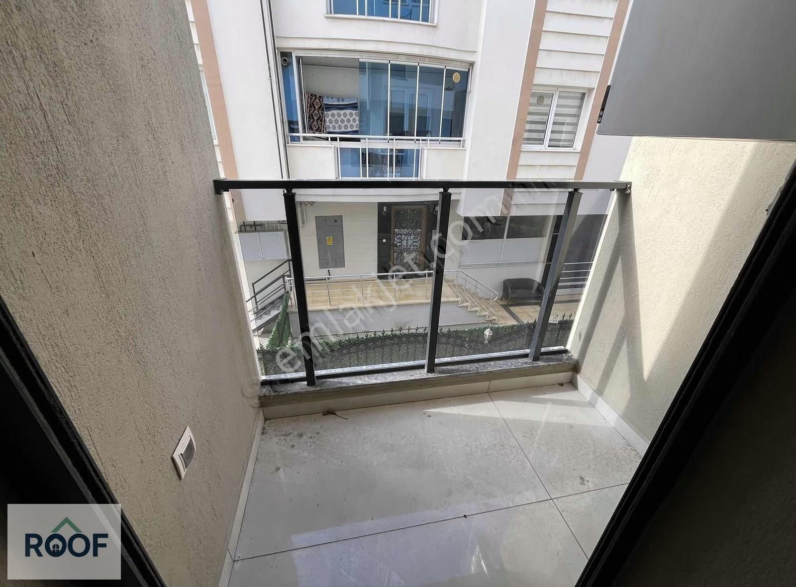 Cadde Üzerinde Nezih Ve Kaliteli Komşulara Sahip Lüx Daire - Görsel 28