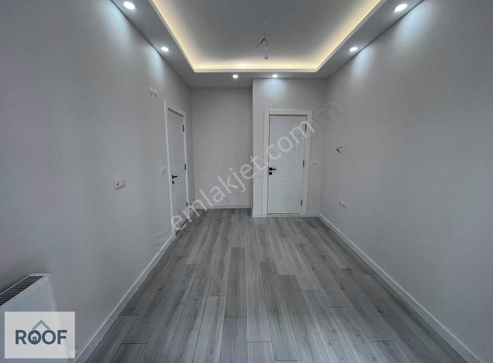 Cadde Üzerinde Nezih Ve Kaliteli Komşulara Sahip Lüx Daire - Görsel 16