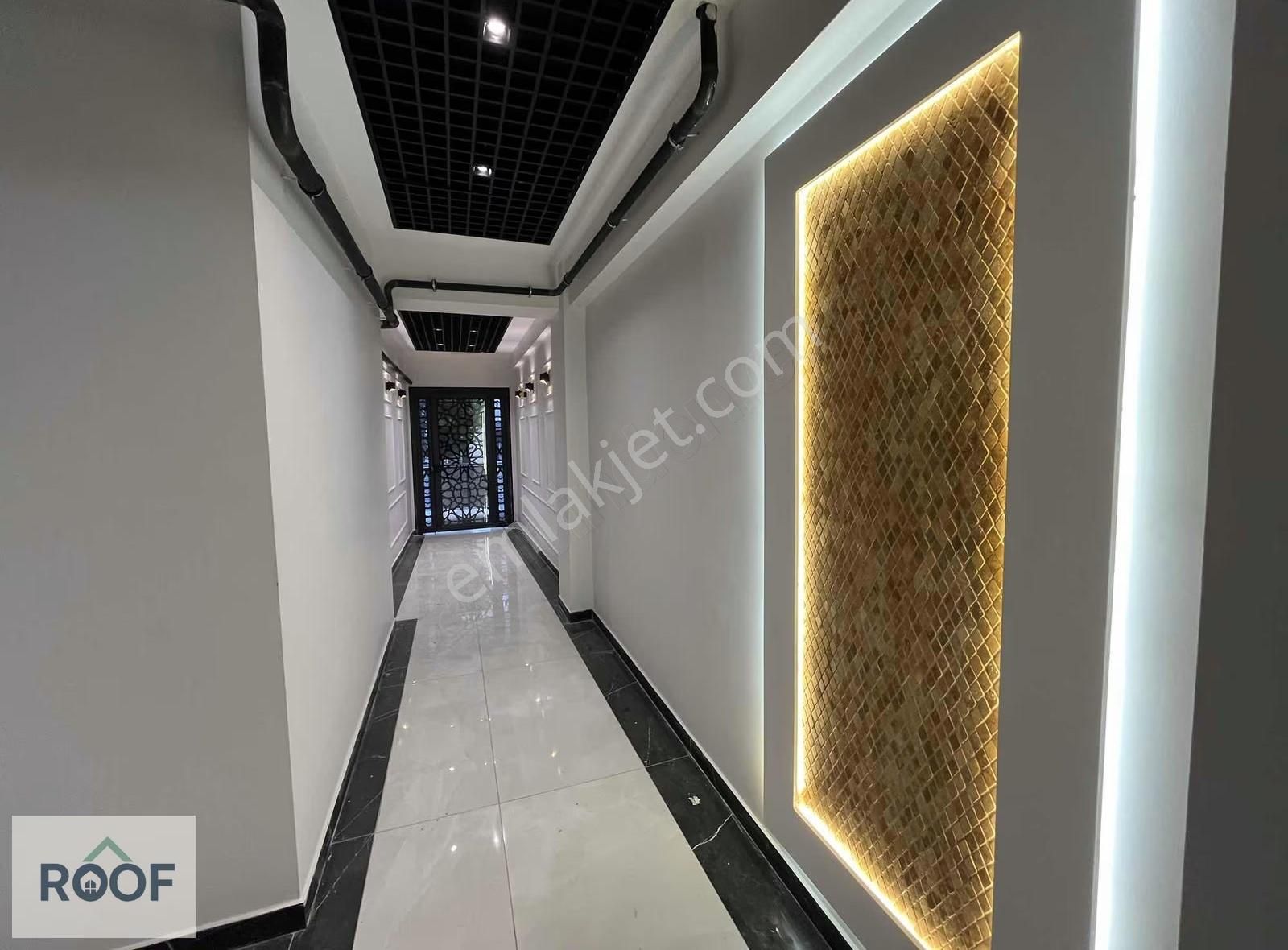 Cadde Üzerinde Nezih Ve Kaliteli Komşulara Sahip Lüx Daire - Görsel 29