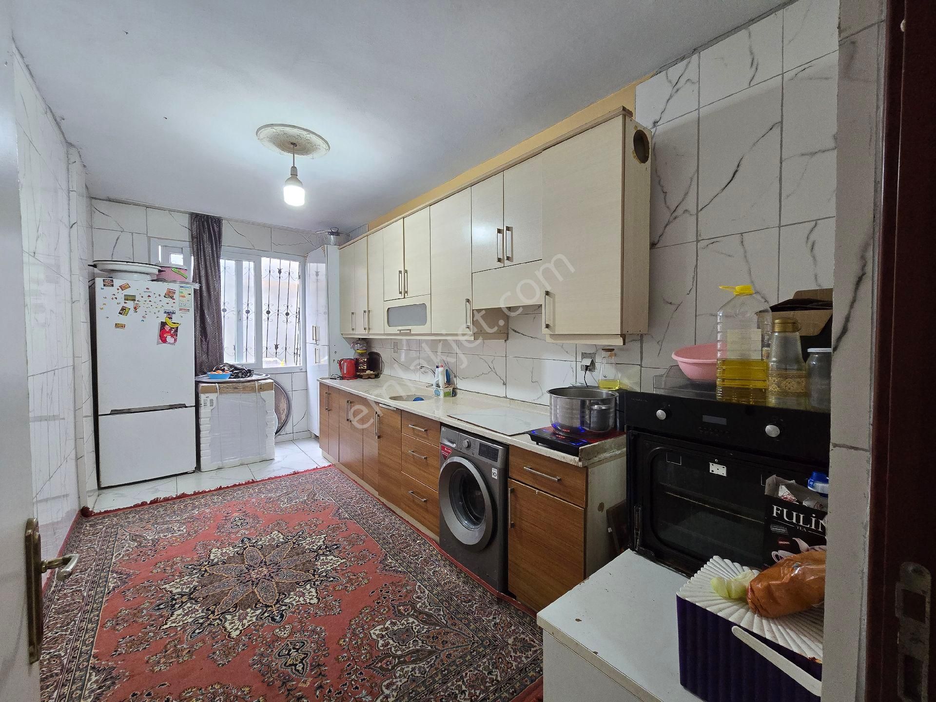 Yüreğir Bahçelievlerde 2.5 Katlı Satılık Müstakil - Görsel 3