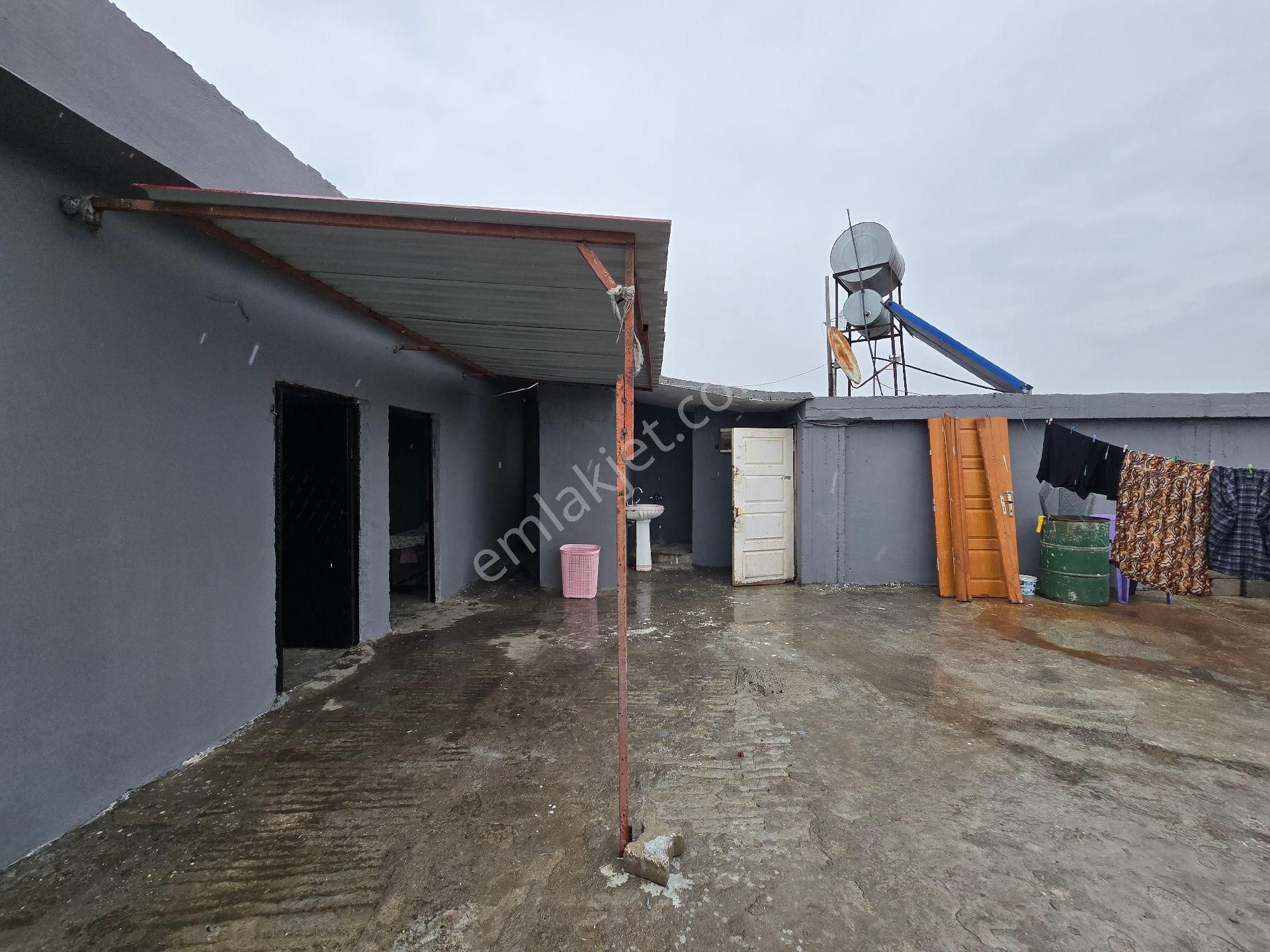 Yüreğir Bahçelievlerde 2.5 Katlı Satılık Müstakil - Görsel 32