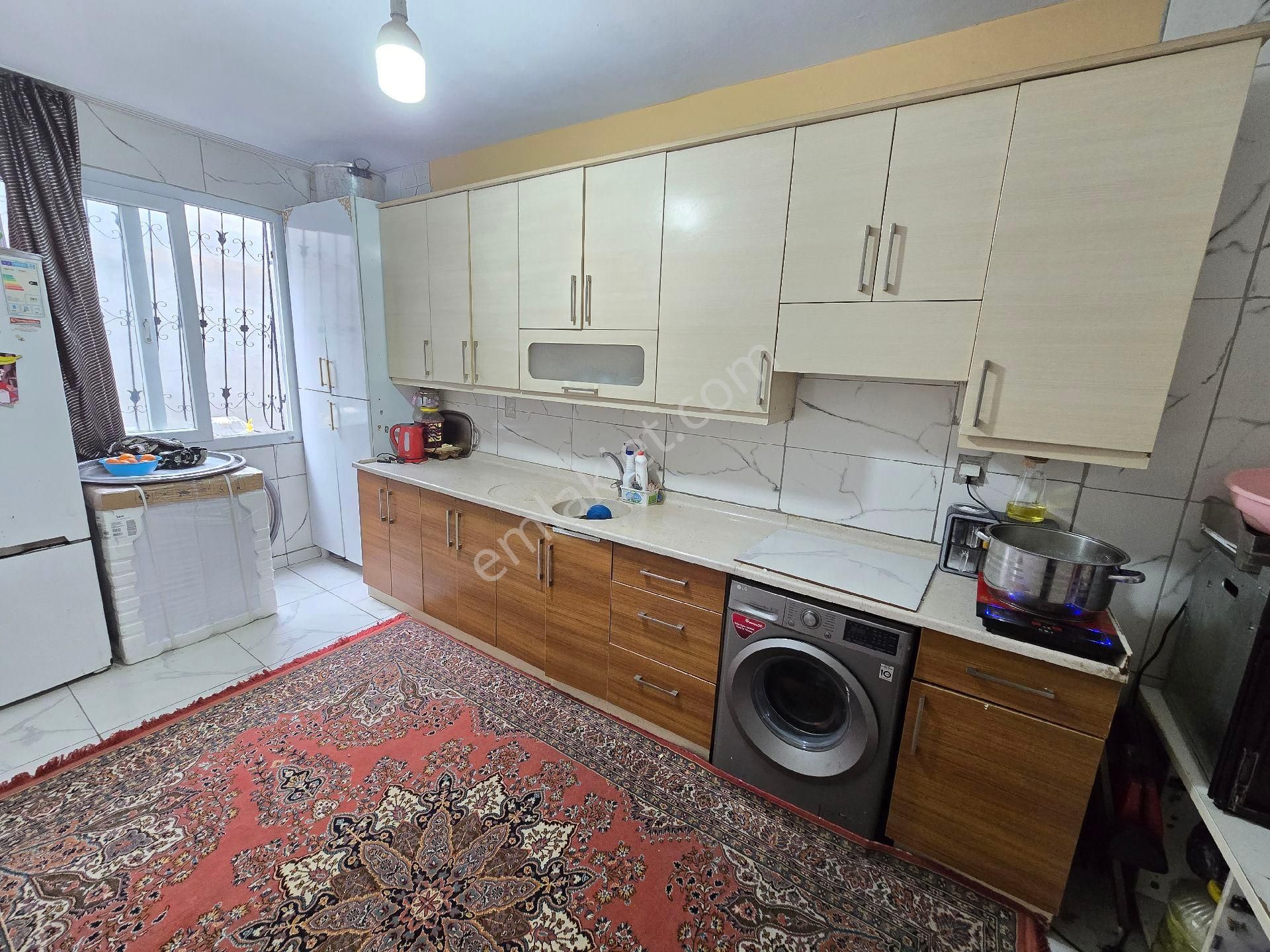 Yüreğir Bahçelievlerde 2.5 Katlı Satılık Müstakil - Görsel 4