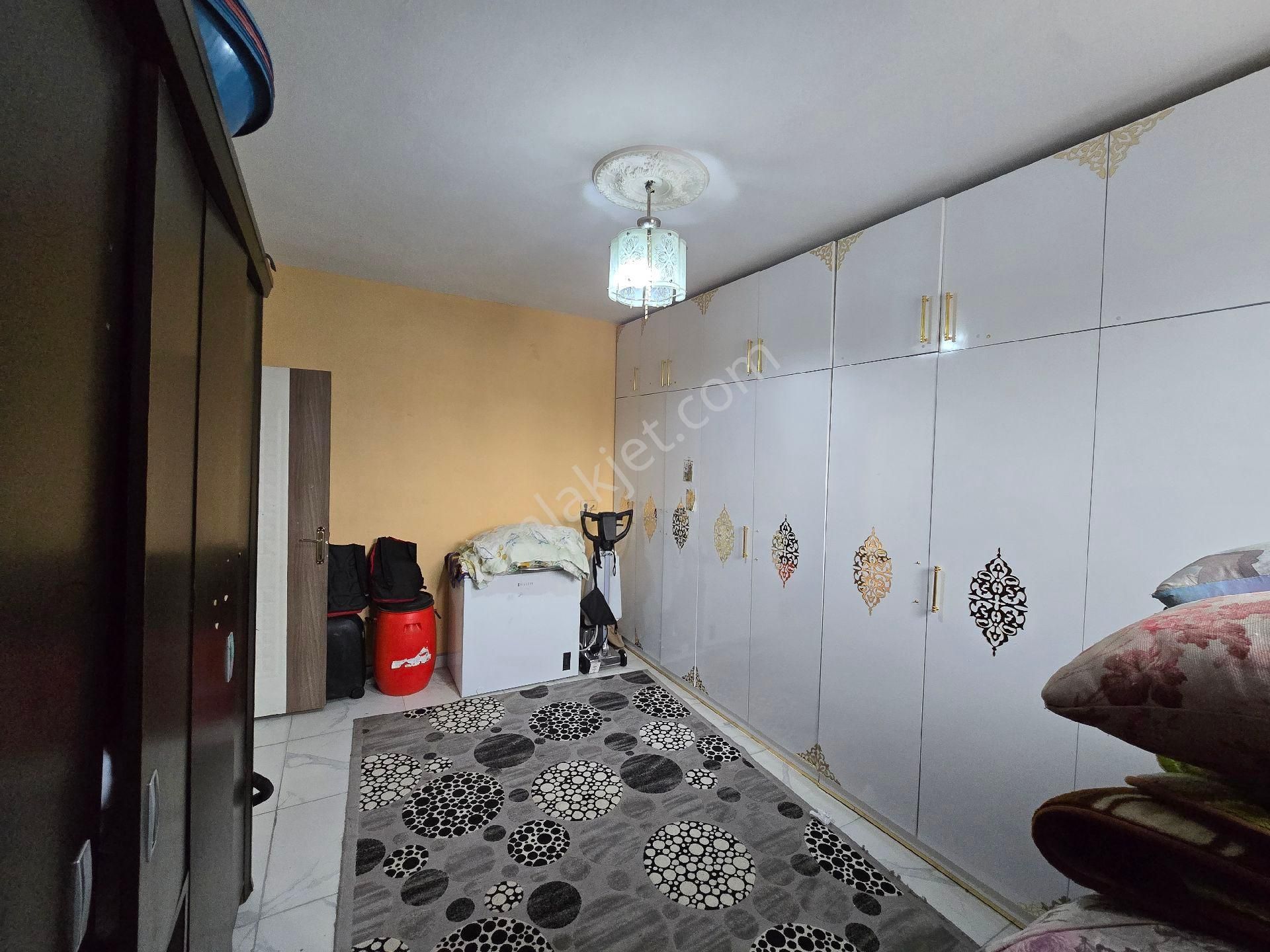 Yüreğir Bahçelievlerde 2.5 Katlı Satılık Müstakil - Görsel 10