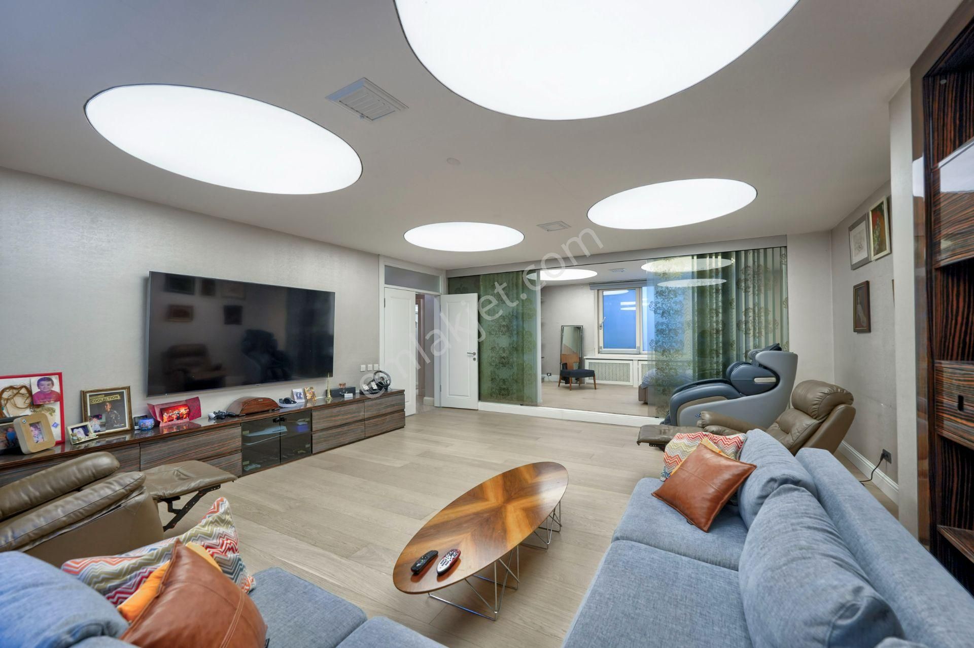 Hidiv Evlerinde Satılık Doğa İle İç İçe, Geniş Ve Lüks 7+2 Villa - Görsel 14