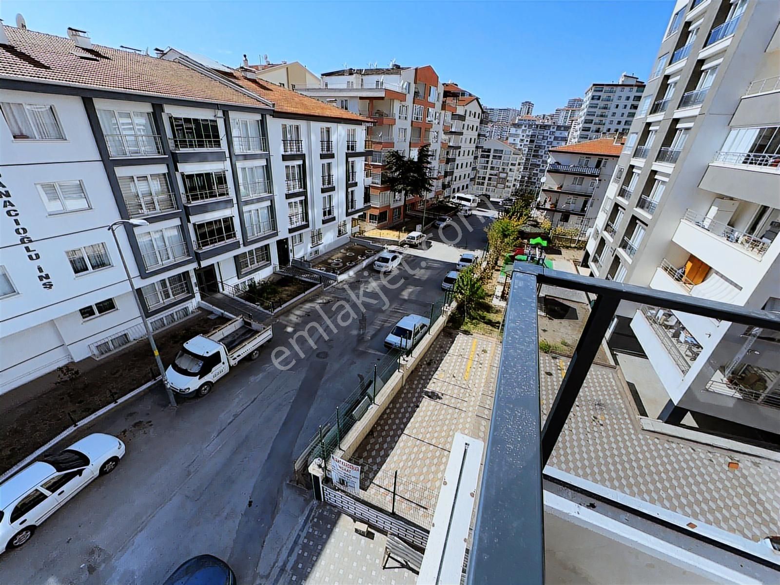 Kılıçsoy'dan Güventepe 3. Kat Güneydoğu Cephe Sıfır İskanlı - Görsel 22