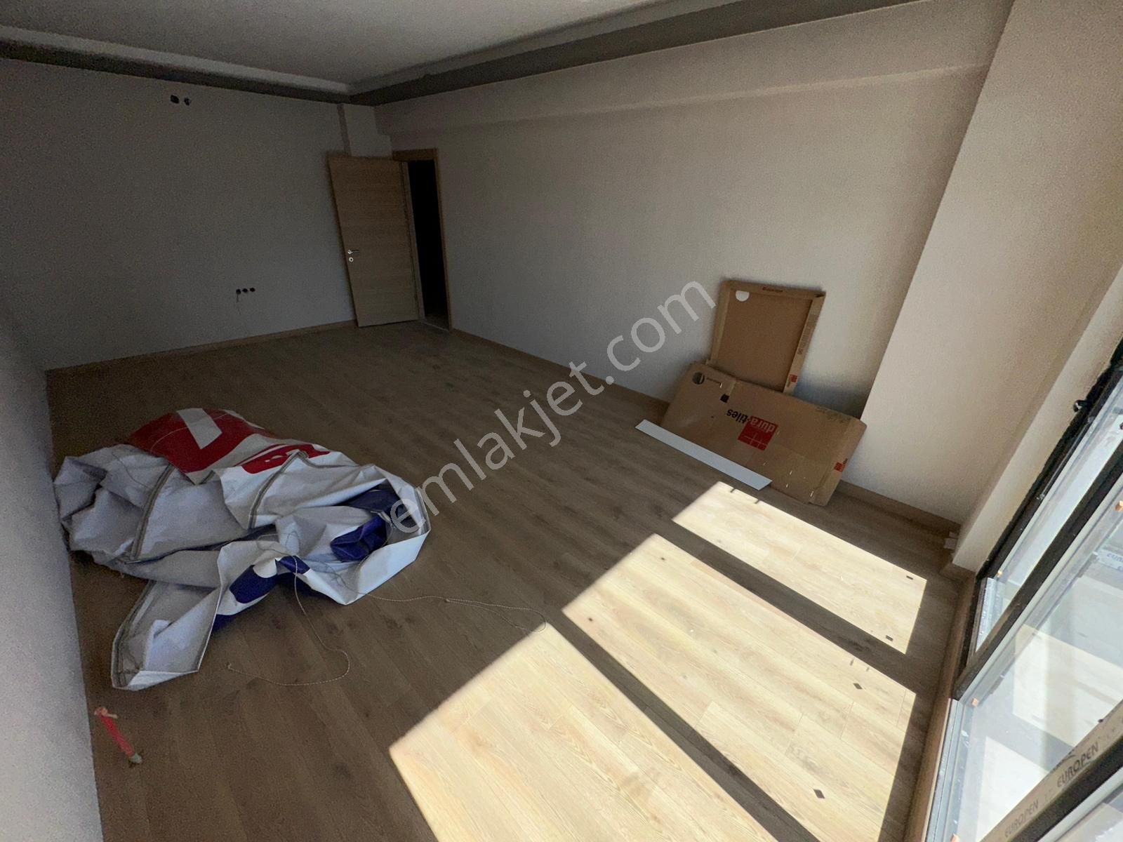 Kılıçsoy'dan Güventepe 3. Kat Güneydoğu Cephe Sıfır İskanlı - Görsel 14