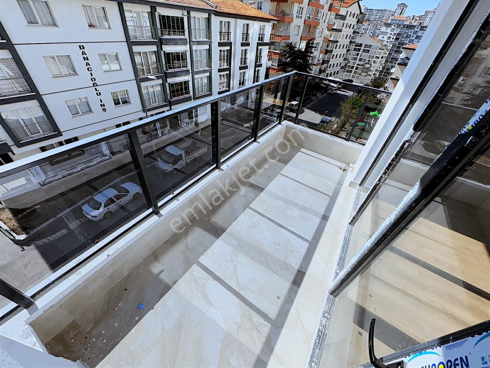 Kılıçsoy'dan Güventepe 3. Kat Güneydoğu Cephe Sıfır İskanlı - Görsel 21