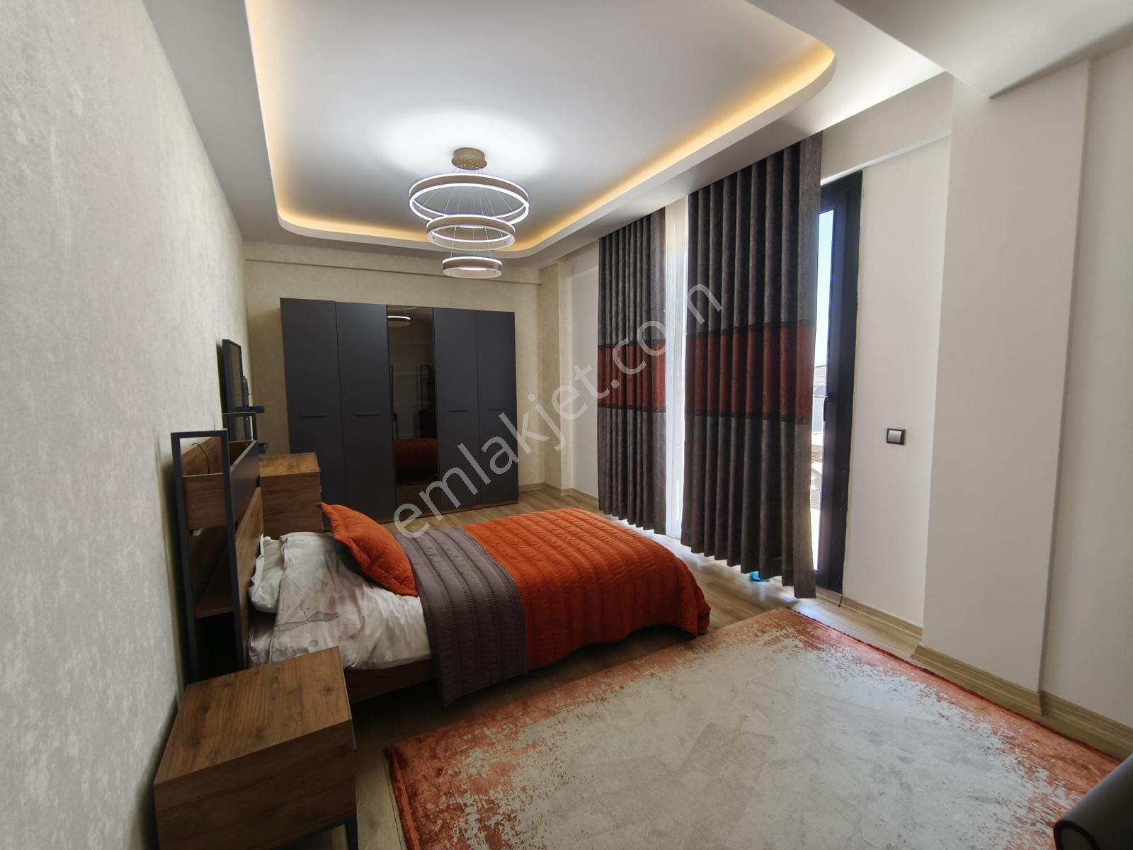 Makro Life Gayrimenkul'den Satılık Umut Nazende Villalarında Göz Kamaştıran Lüks Triplexs Villa - Görsel 4