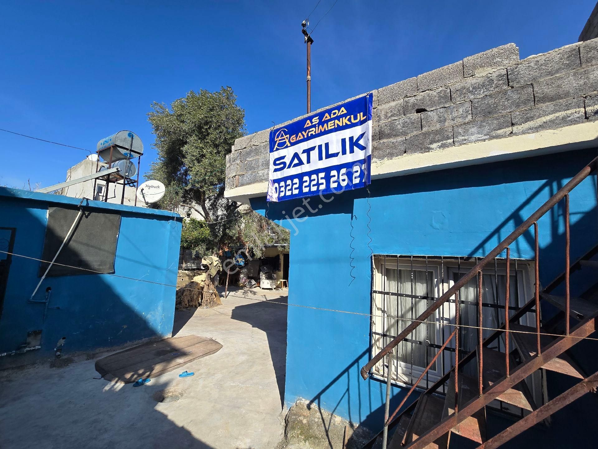 Bahçelievlerde 3+1 Bahçeli Tek Katlı Satılık Müstakil