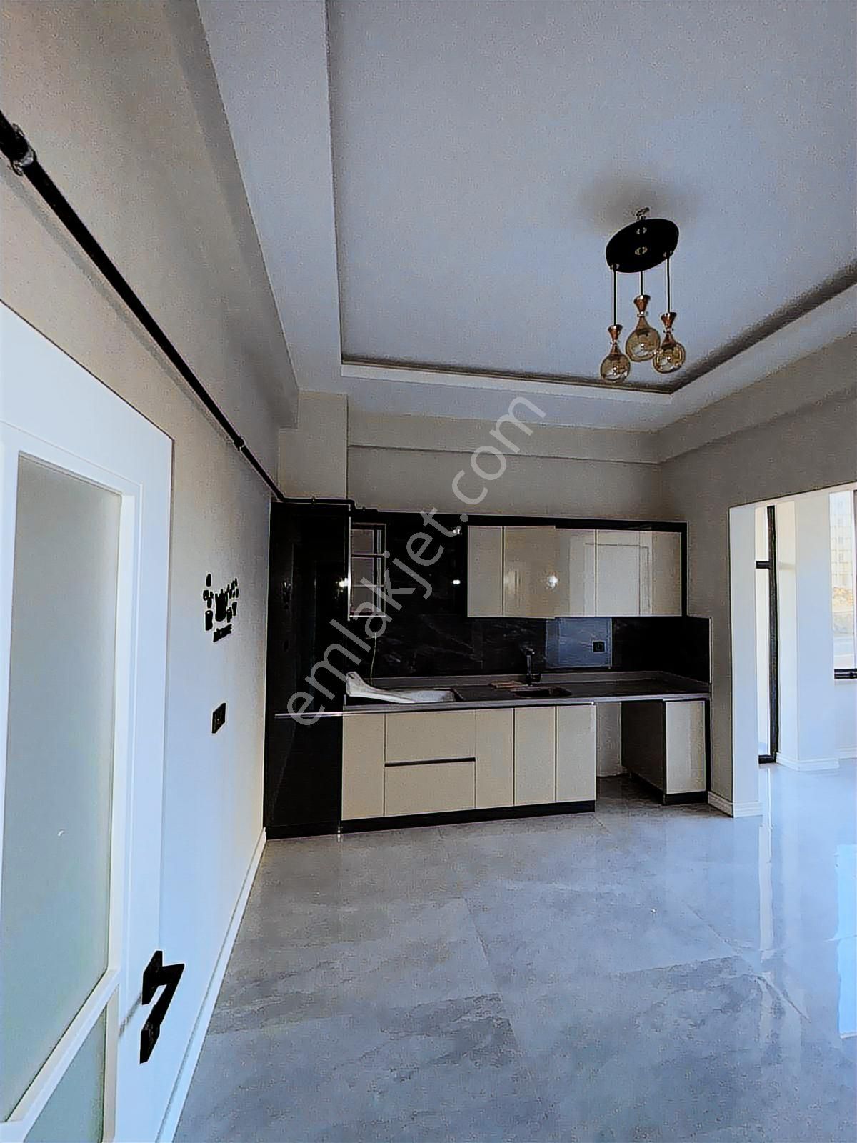 Aşinadan İbni Sina'da Satılık Site İçerisinde Sıfır 2.5+1 Daire - Görsel 13