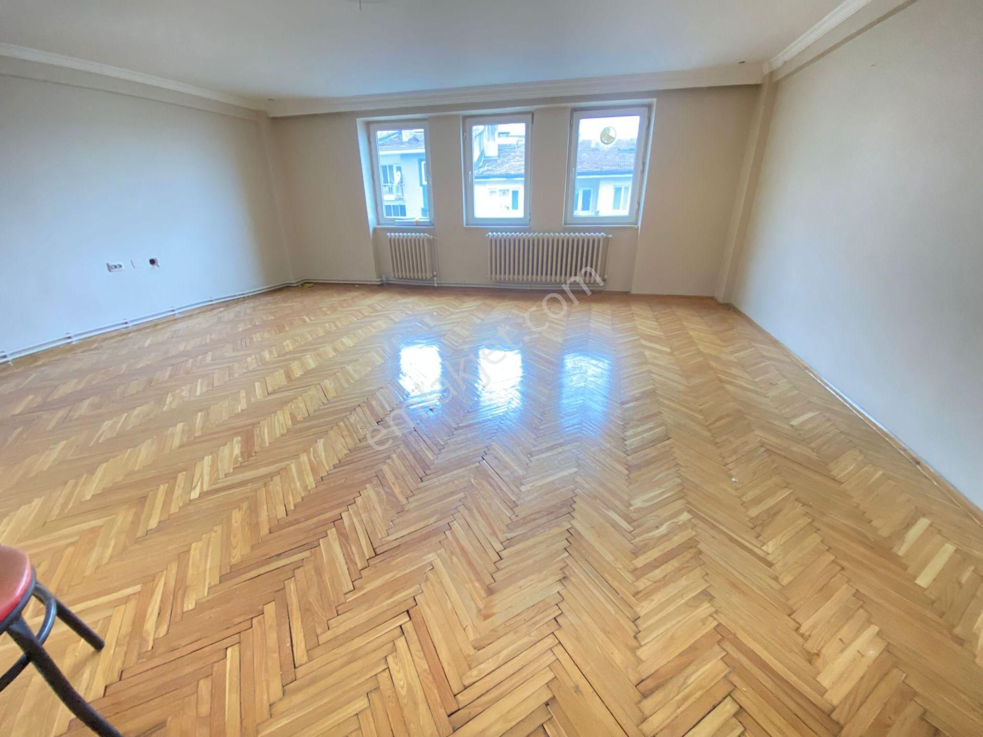 Bursa Yıldırım Yeşil Şiblede 3+1 130 M Bakımlı Daire - Görsel 2