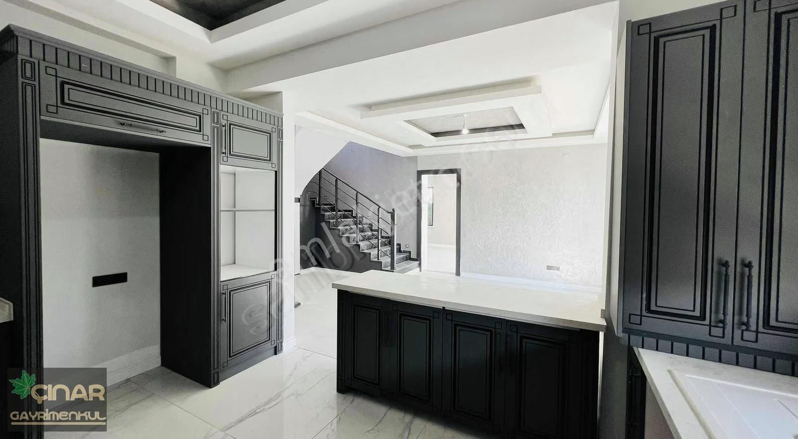 Eğribucak'ta 450 M2 Arsalı Meskenli 4+1 Satılık Lüks Köşe Villa - Görsel 19