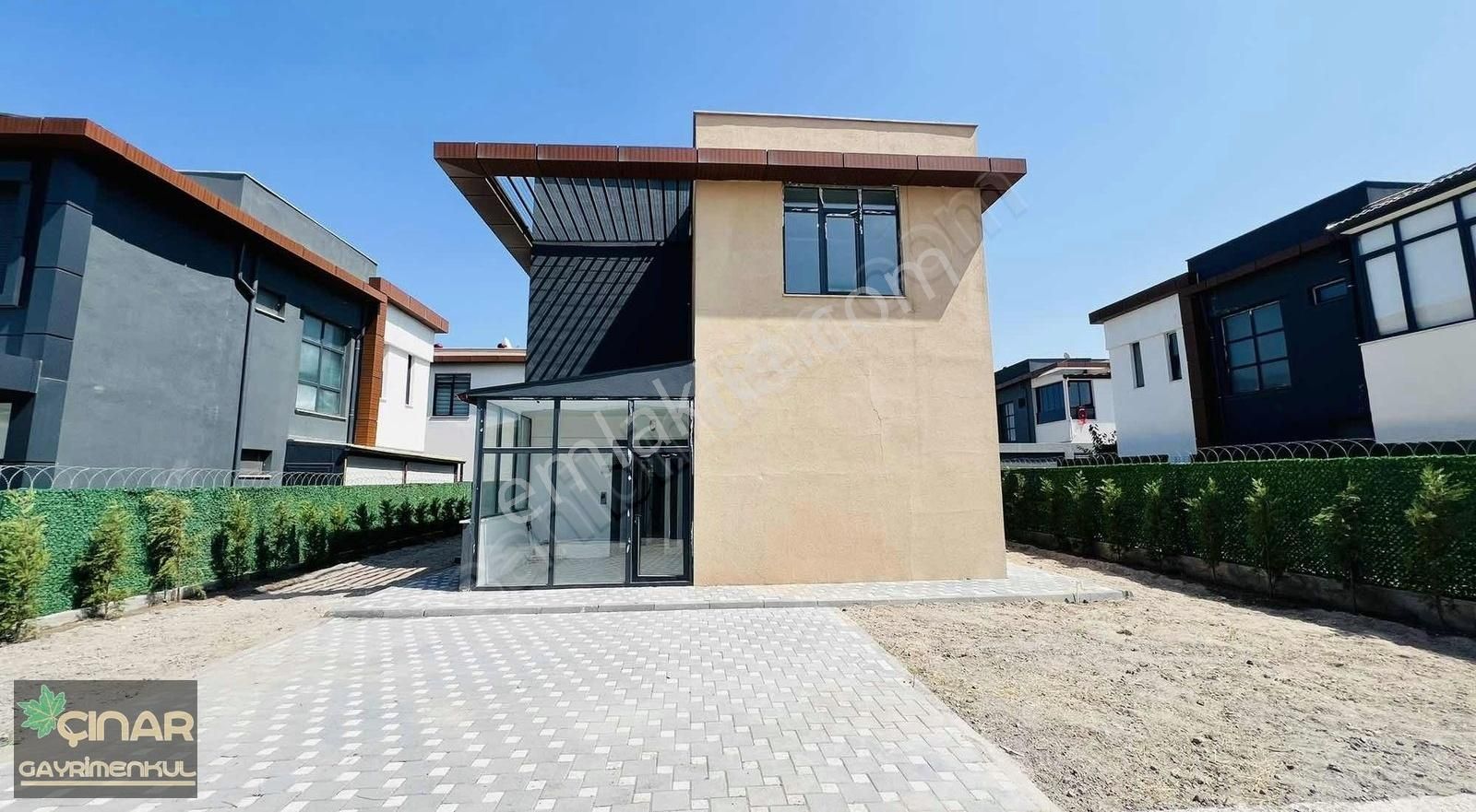 Eğribucak'ta 450 M2 Arsalı Meskenli 4+1 Satılık Lüks Köşe Villa - Görsel 10