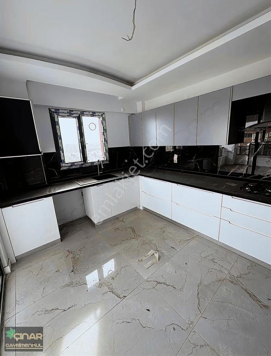 Yakut Mahallesin De 4+1 Dev Balkonlu Lüx Daire