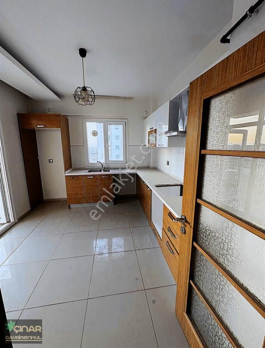 İldem 1 'e Yürüme Mesafesinde 3+1 Ara Kat Köşe Daire - Görsel 14