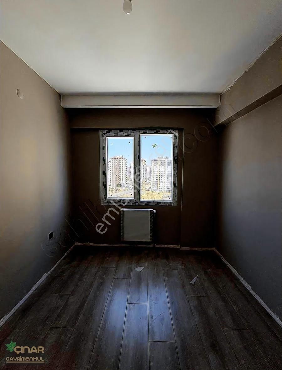 Talasta Hemen Oturulur Yüksek Kira Getirili 2.5+1 Daire Fırsatı - Görsel 3