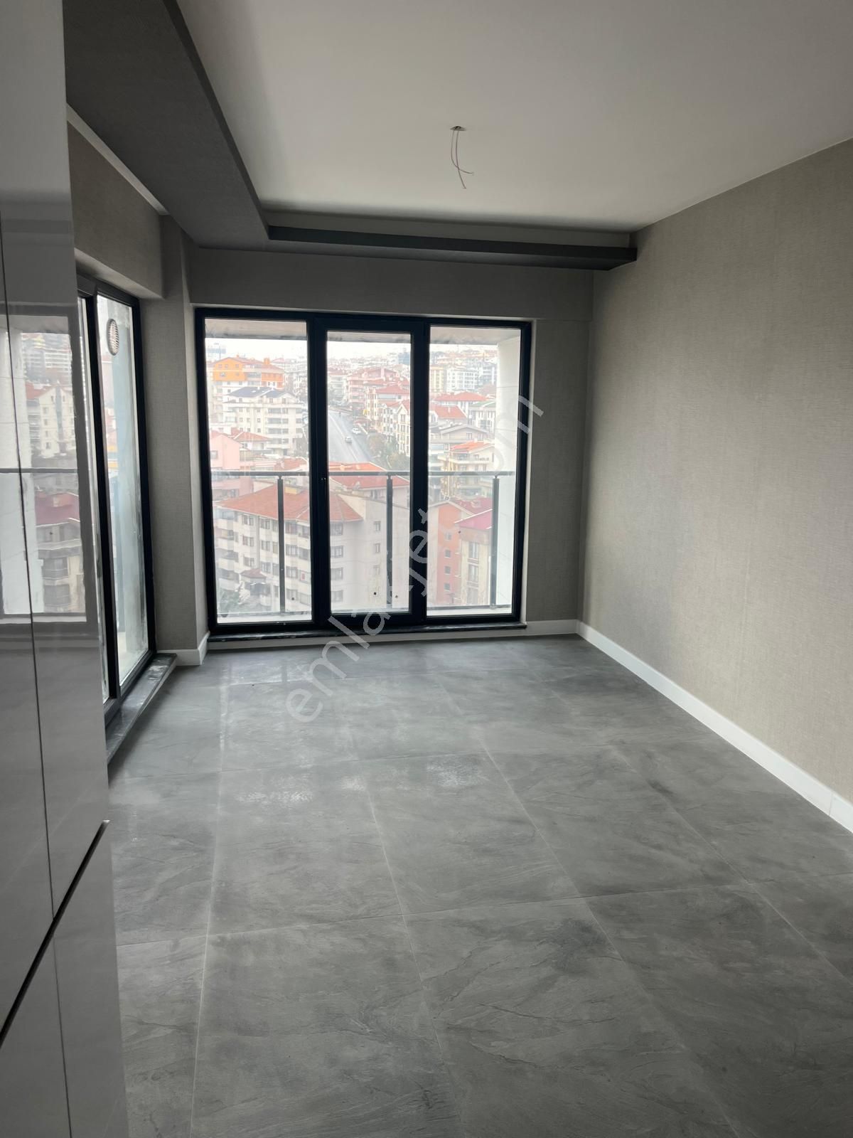 Çankaya Kırkkonaklarda Katta Satılık Sıfır 1+1 Daire - Görsel 3