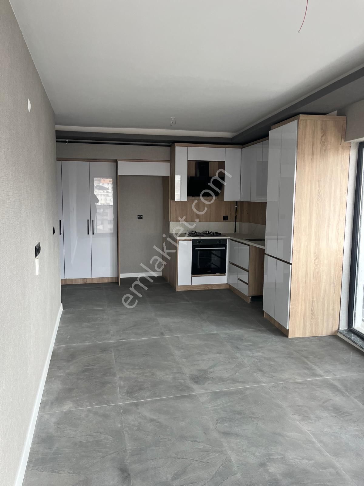 Çankaya Kırkkonaklarda Katta Satılık Sıfır 1+1 Daire - Görsel 4