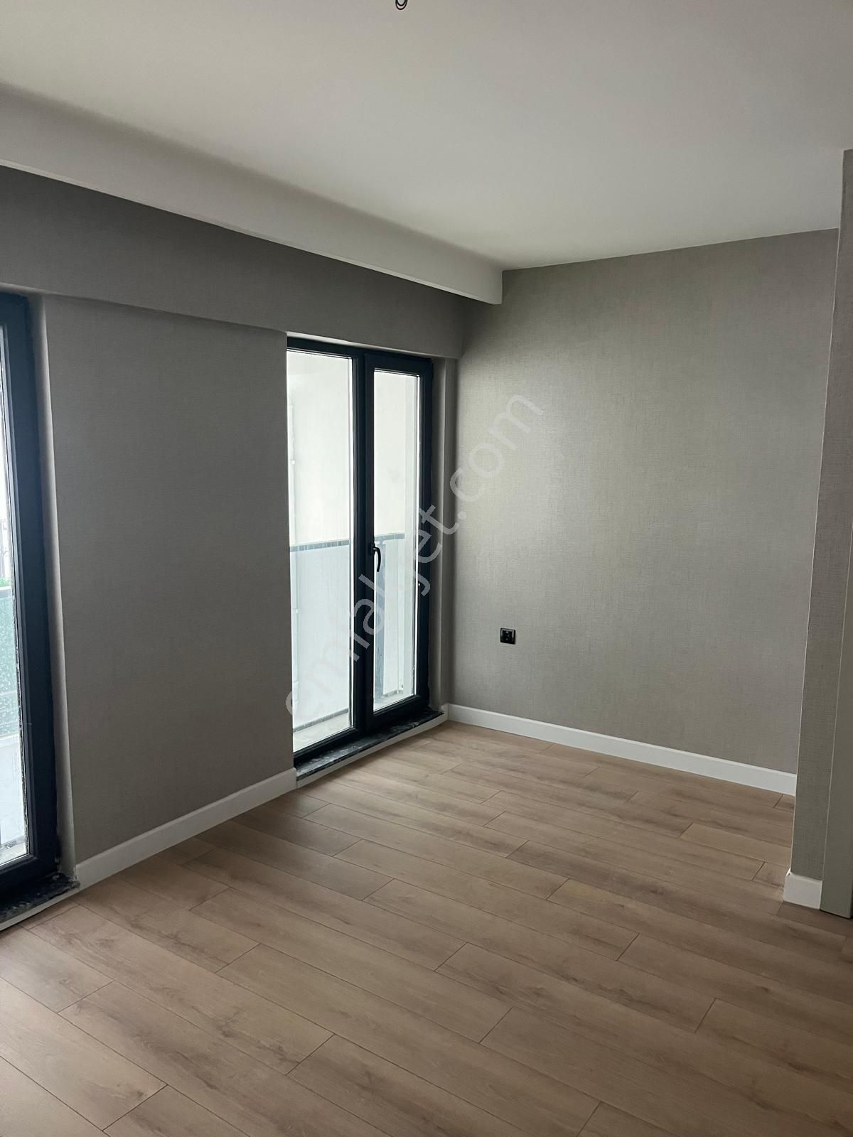 Çankaya Kırkkonaklarda Katta Satılık Sıfır 1+1 Daire - Görsel 11