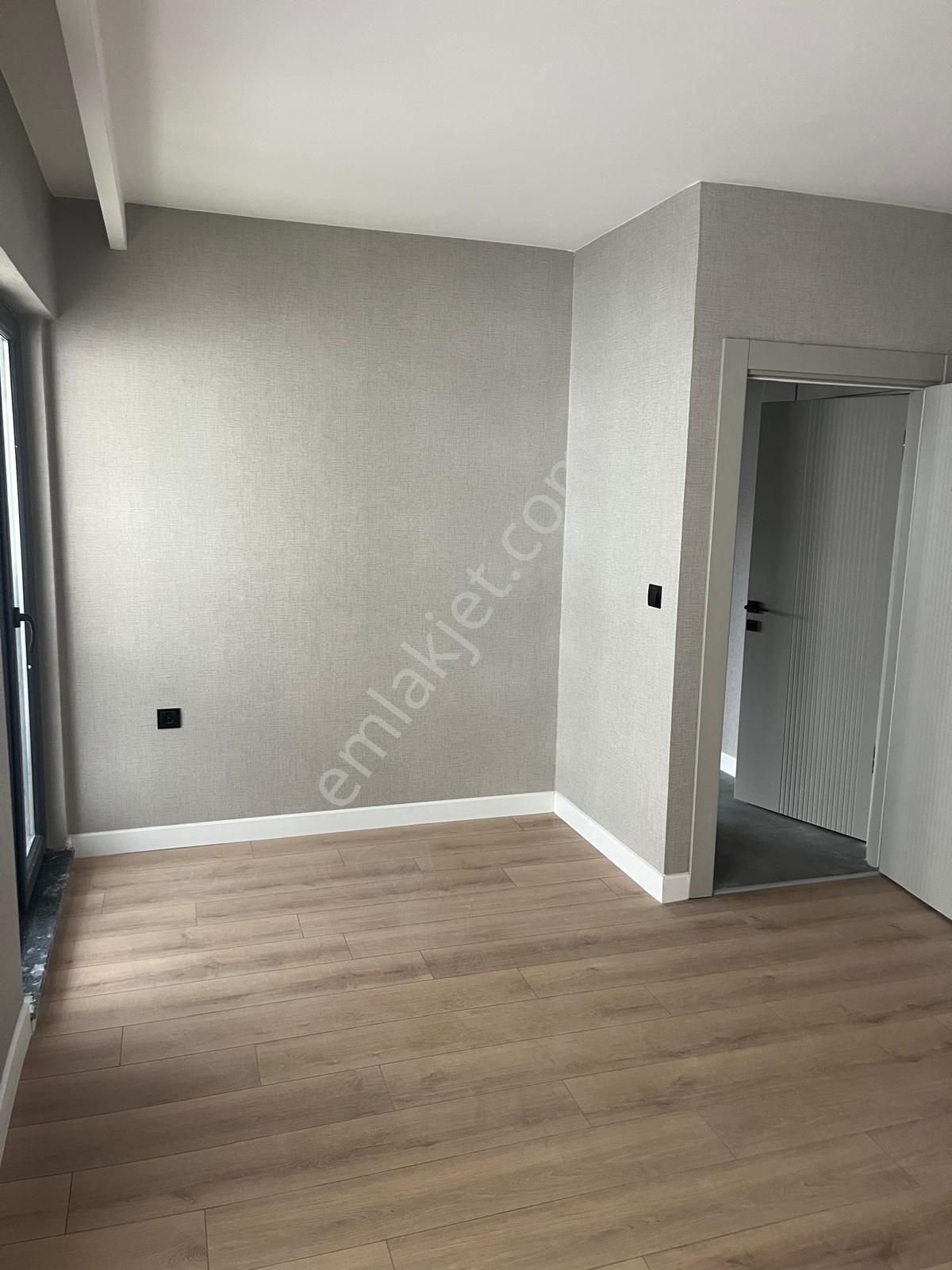 Çankaya Kırkkonaklarda Katta Satılık Sıfır 1+1 Daire - Görsel 13