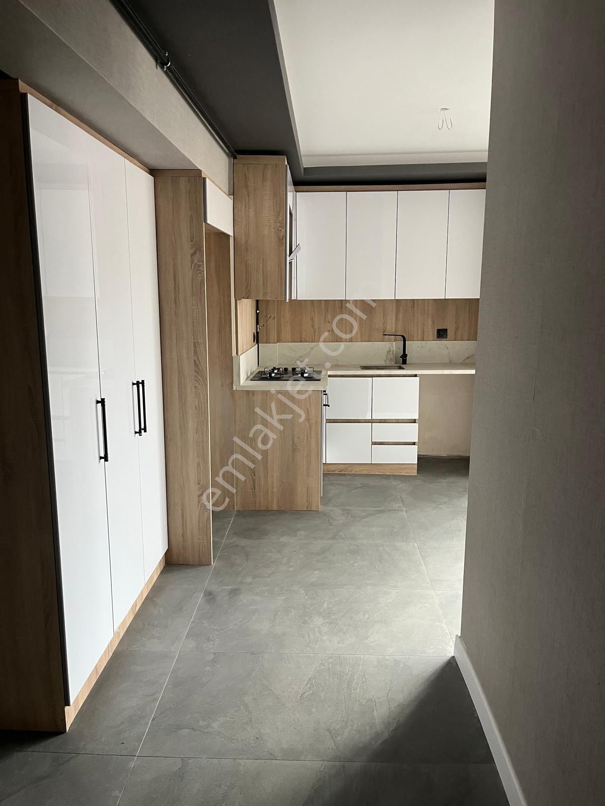 Çankaya Kırkkonaklarda Katta Satılık Sıfır 1+1 Daire - Görsel 19