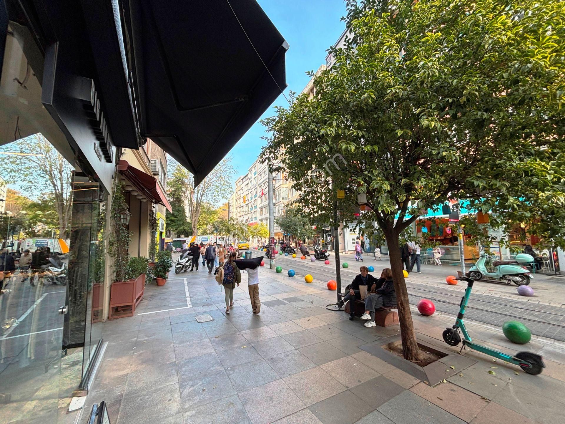 Bahariye Caddesi'nde 1.kat İskanlı Kombili Boş 95m2 Satılık Ofis - Görsel 33