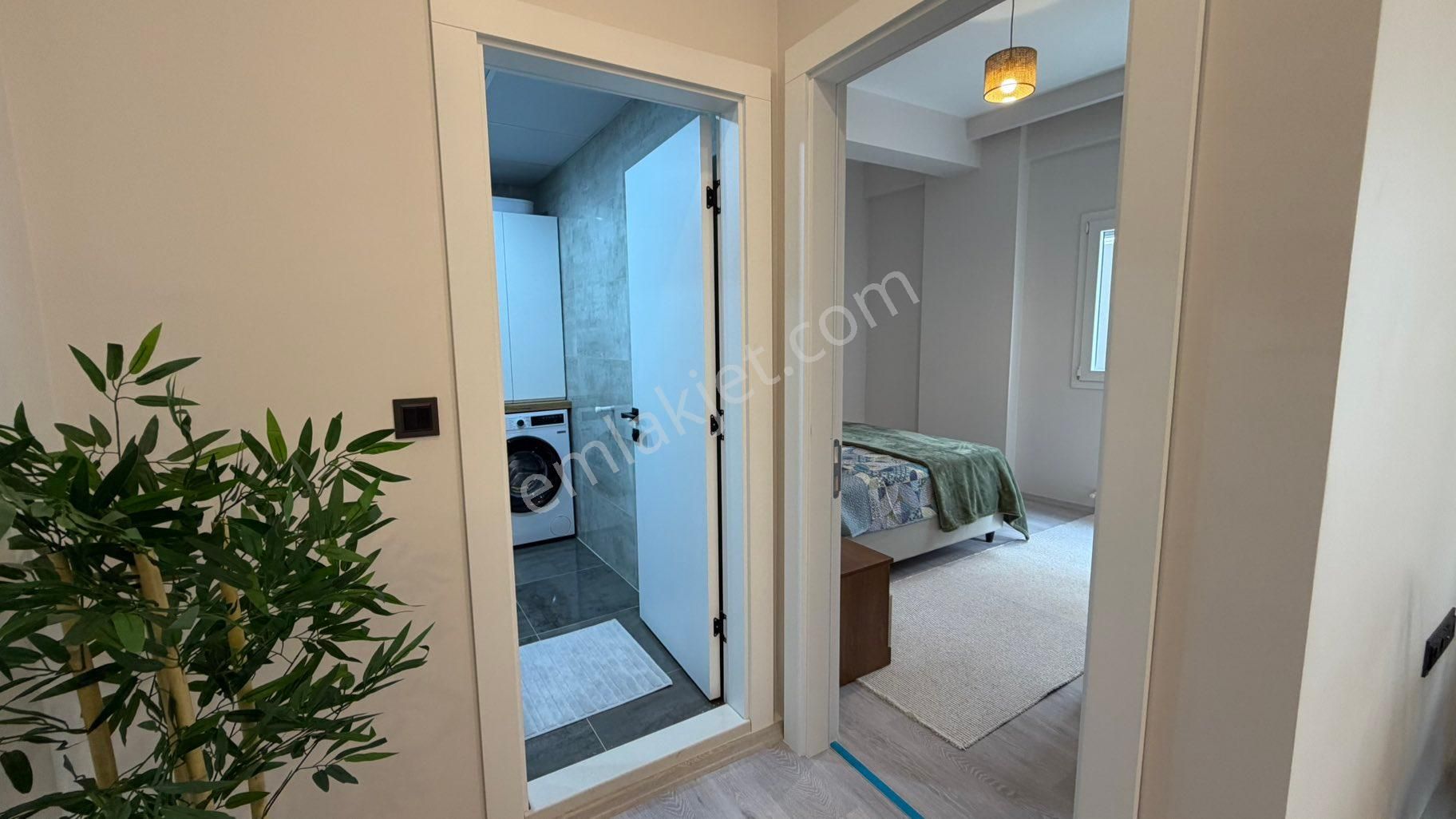 Kuşadası Güzelçamlıda Sıfır Yapım Satılık Eşyalı 1+1 Daire - Görsel 20