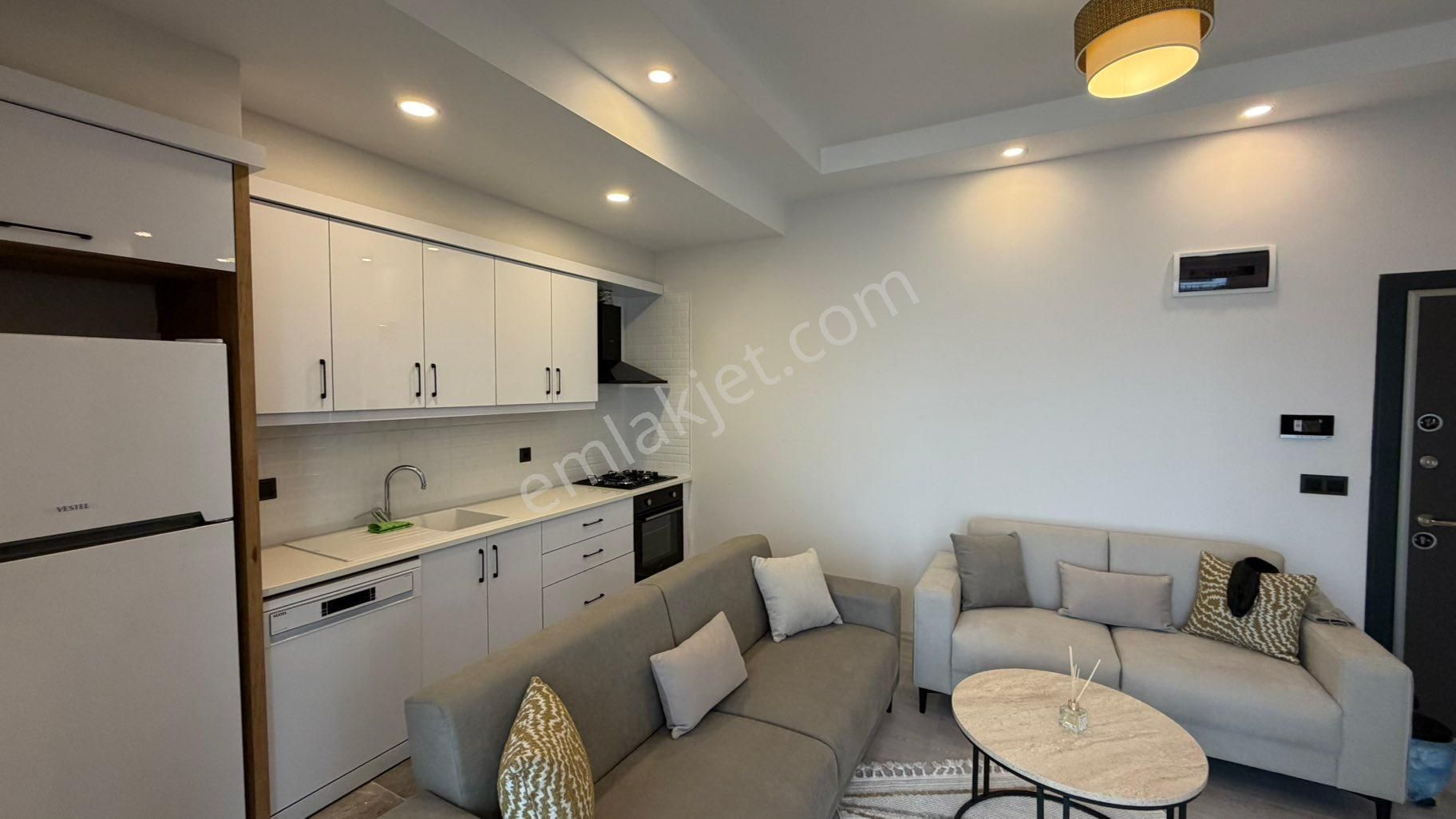 Kuşadası Güzelçamlıda Sıfır Yapım Satılık Eşyalı 1+1 Daire - Görsel 7