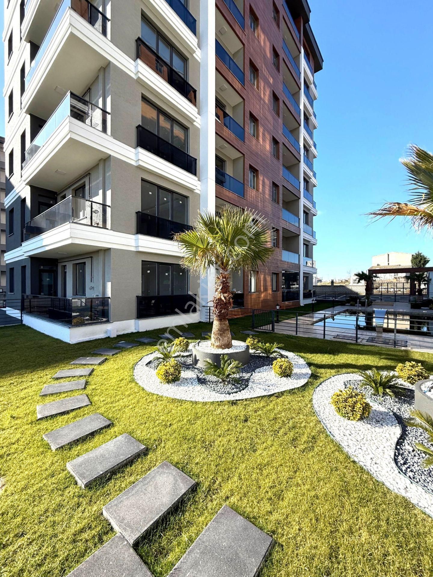Silivri Twin Towers Sitesinde Havuzlu 2+1 Satılık Daire - Görsel 3