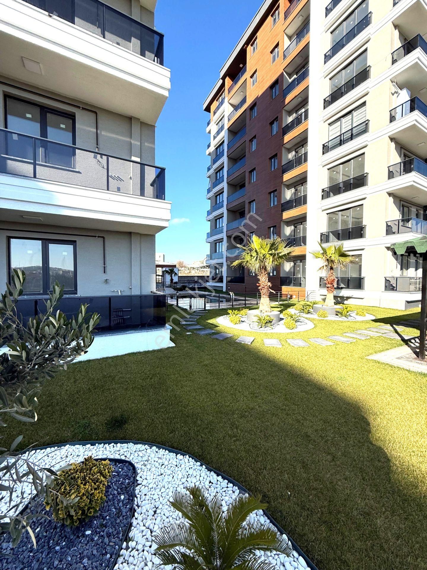 Silivri Twin Towers Sitesinde Havuzlu 2+1 Satılık Daire - Görsel 2