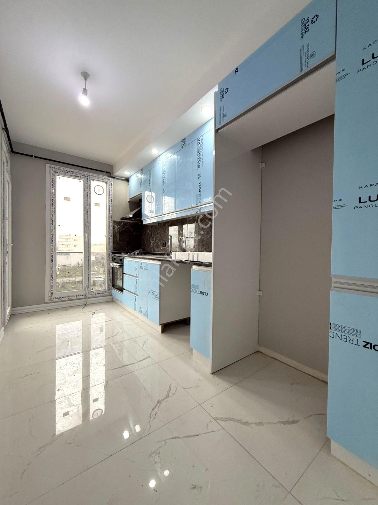 Silivri Twin Towers Sitesinde Havuzlu 2+1 Satılık Daire