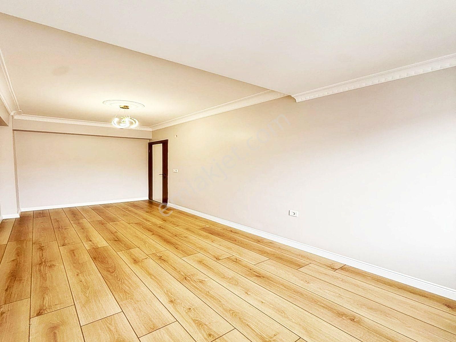 Esenyurt Mehmet Akif Ersoy Mahallesinde Geniş Metrekare Metrobüse Yakın Arakat 2+1 Daire - Görsel 17