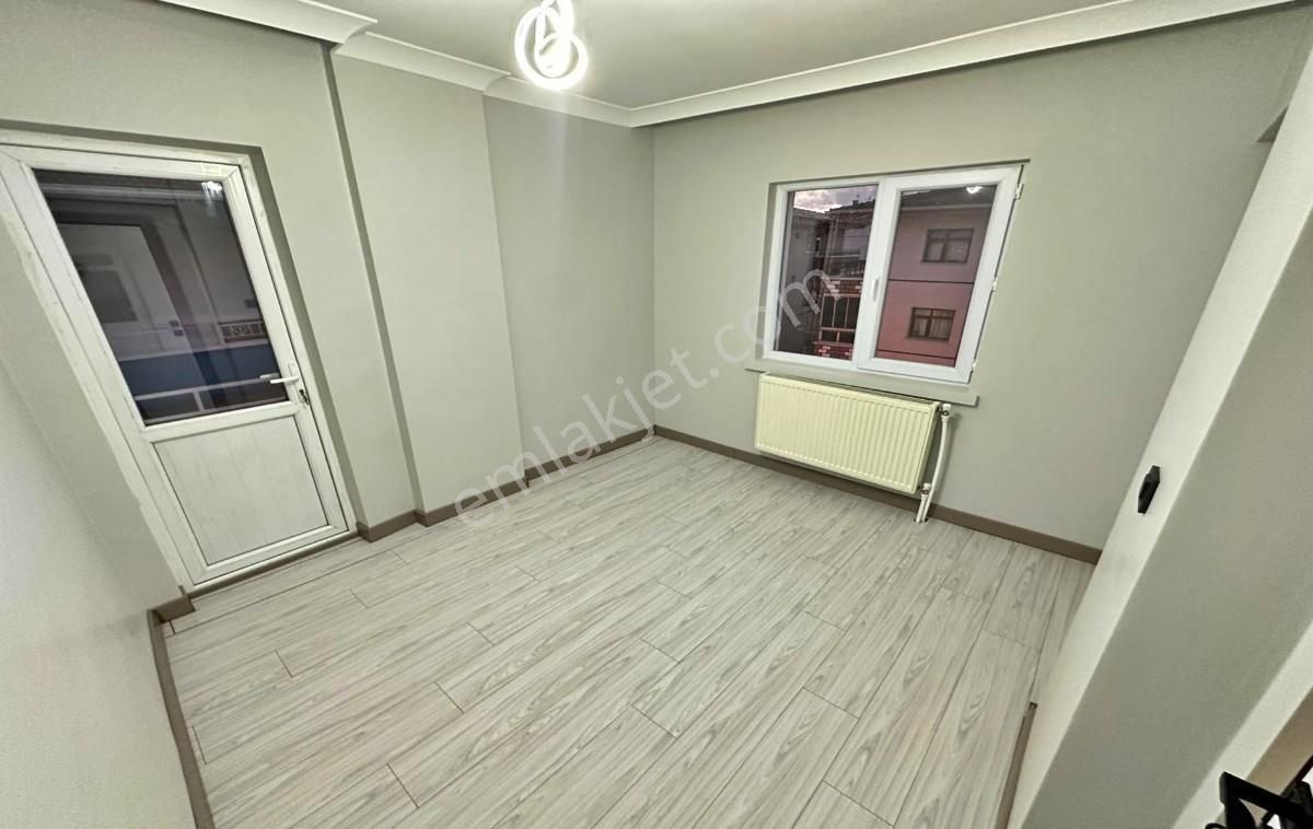 Sincan Plevne Mahallesinde 3+1 Ön Cephede//full Yapılı Daire// - Görsel 12