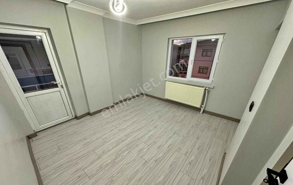 Sincan Plevne Mahallesinde 3+1 Ön Cephede//full Yapılı Daire// - Görsel 11