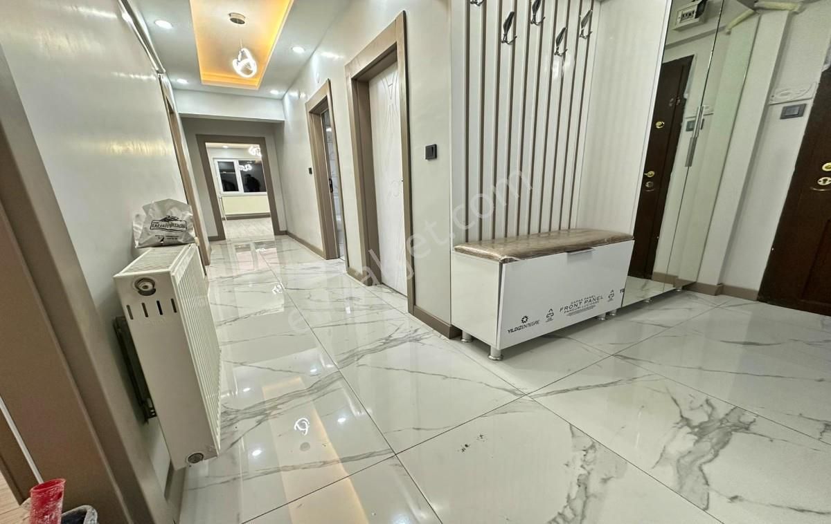 Sincan Plevne Mahallesinde 3+1 Ön Cephede//full Yapılı Daire// - Görsel 30
