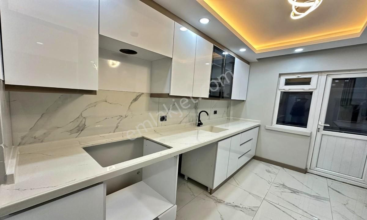 Sincan Plevne Mahallesinde 3+1 Ön Cephede//full Yapılı Daire// - Görsel 21