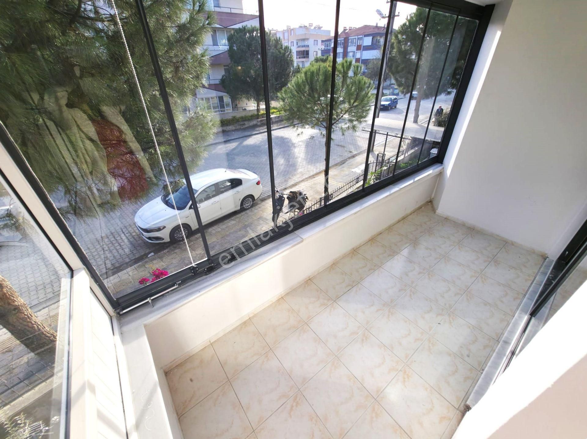 Aygülden Akçay'da Bu Ev Benim Olmalı Dedirten Tasarımıyla Site İçi Ön Cephe Ara Kat 2+1satılık Daire - Görsel 13