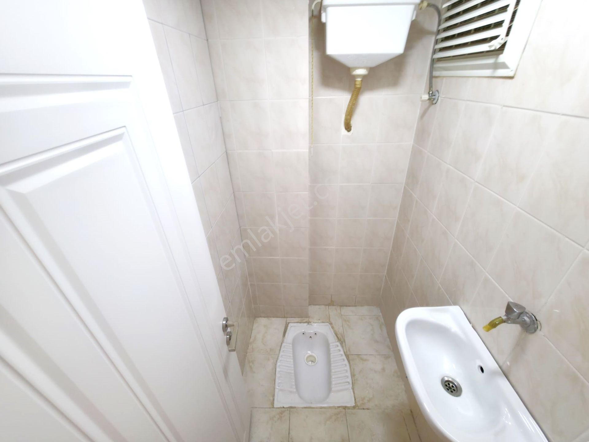 Aygülden Akçay'da Bu Ev Benim Olmalı Dedirten Tasarımıyla Site İçi Ön Cephe Ara Kat 2+1satılık Daire - Görsel 33