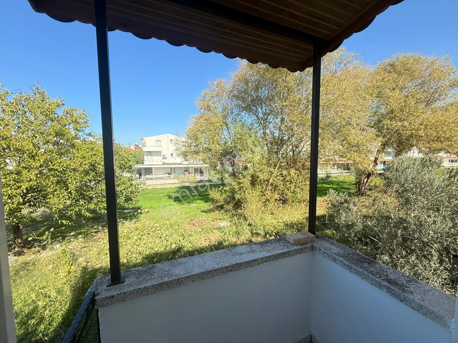 Davutlar Sahilinde Denize 50 Metre Mesafede Yazlık - Görsel 25