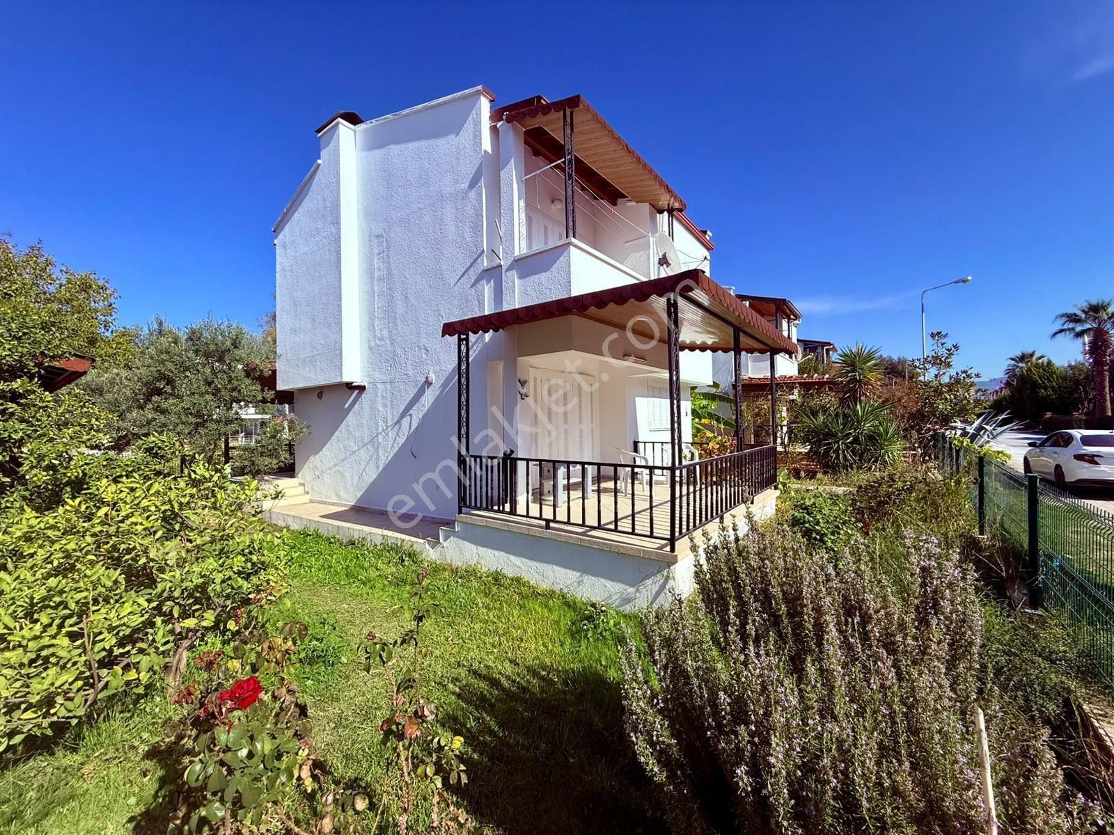 Davutlar Sahilinde Denize 50 Metre Mesafede Yazlık - Görsel 30