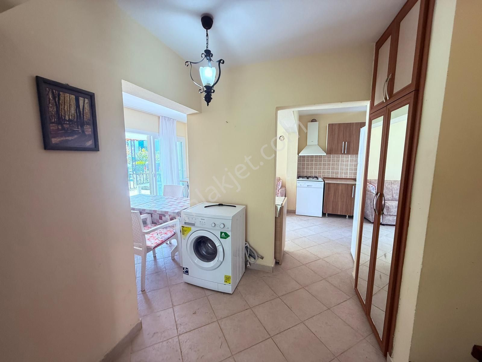 Davutlar Sahilinde Denize 50 Metre Mesafede Yazlık - Görsel 10