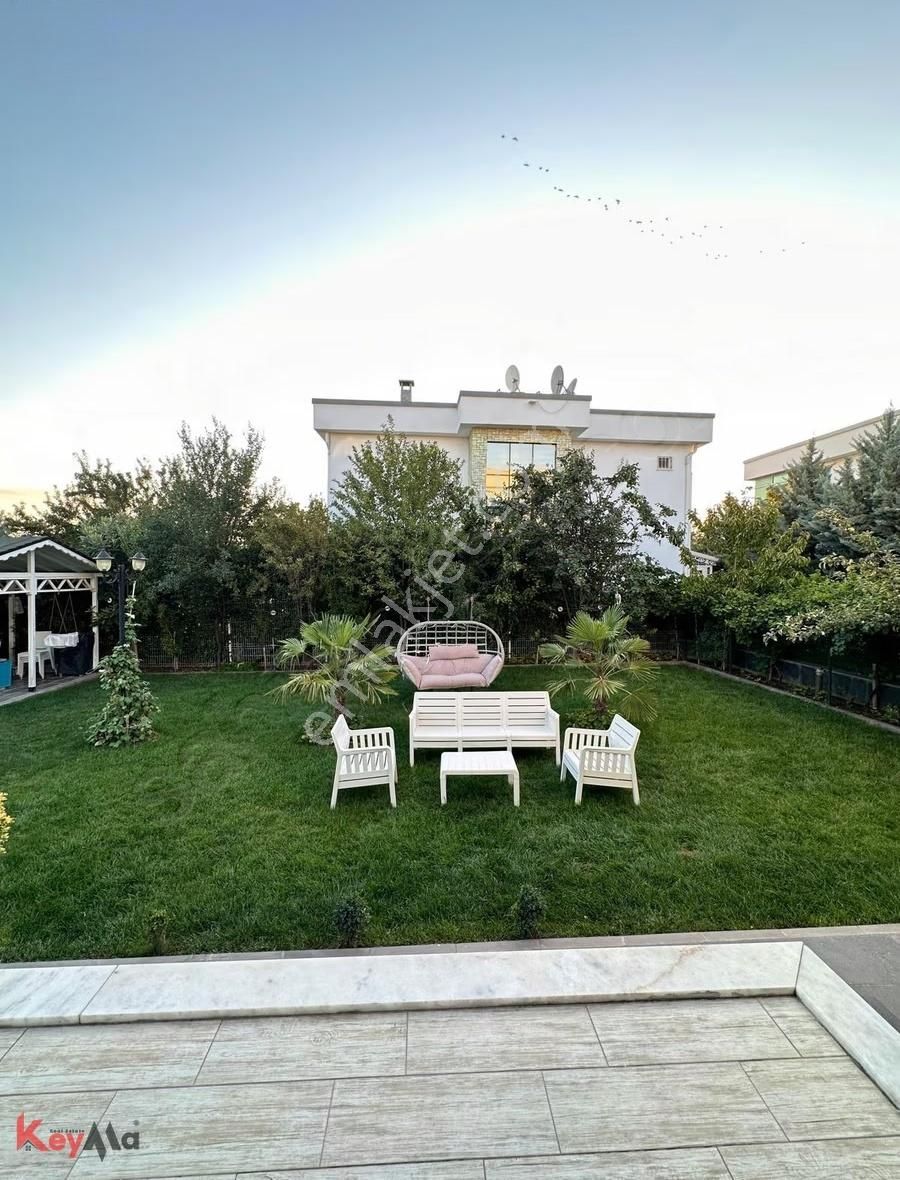 Dicle Üniversitesi Yakınında, Ortak Havuzlu Sitede Satılık Moder - Görsel 17